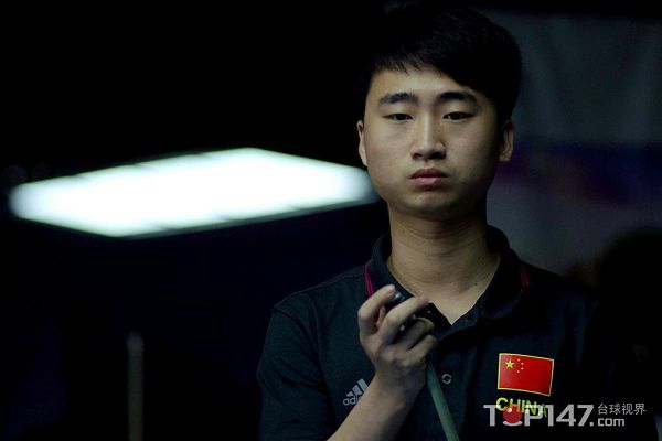 她们讨论战 她们讨论战