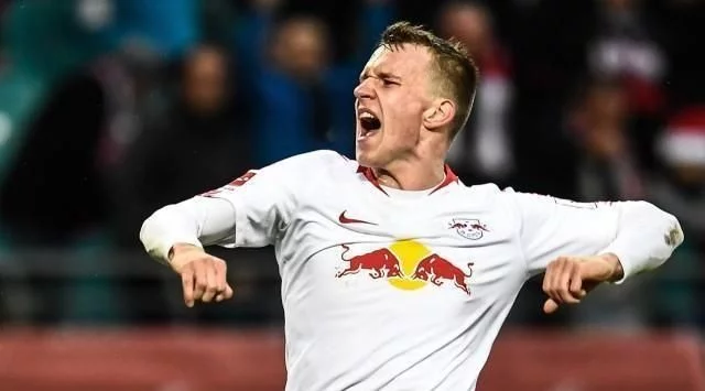 超越赛季初 超越赛季初